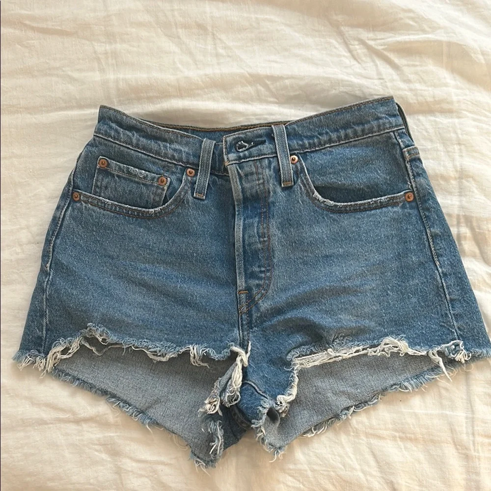 LEVI’S High Rise 501 Denim Shorts - Picture 1 of 5
